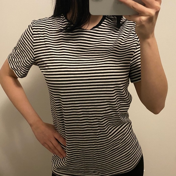 H&M Shirt - Picture 3 of 4